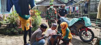 Demi suksesnya Program Vaksin Lansia Petugas Jemput Bola